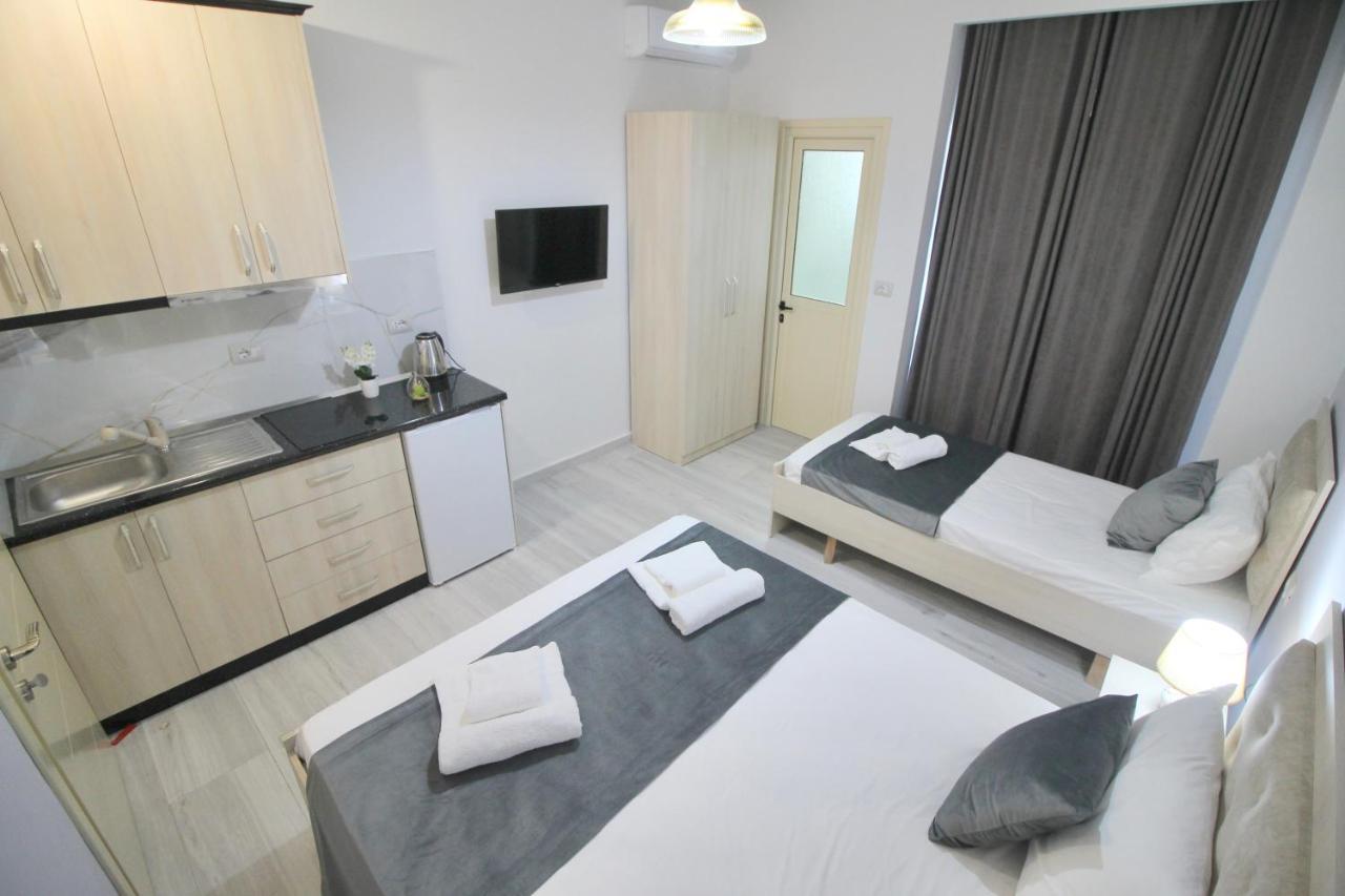 Vision 4 Ksamil Villa Apartments And Rooms Exterior photo