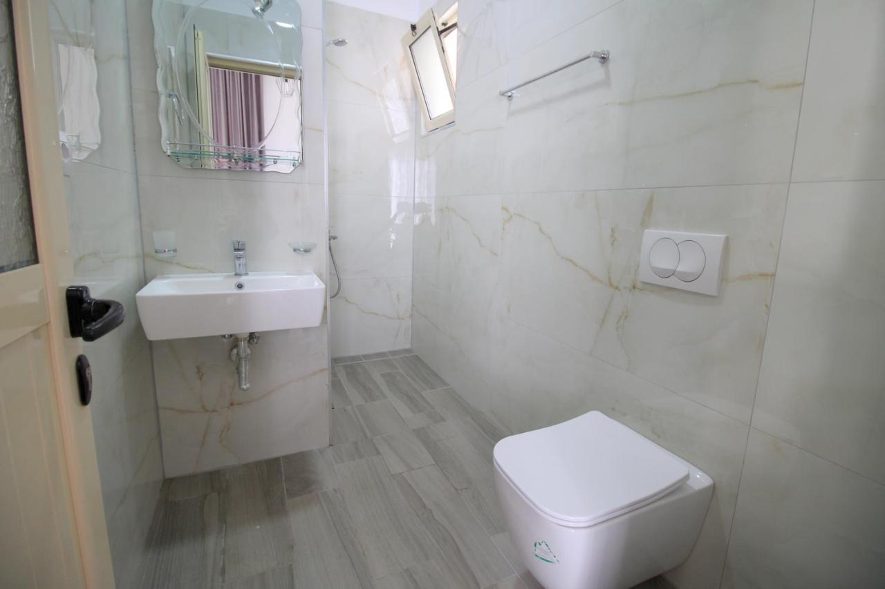 Vision 4 Ksamil Villa Apartments And Rooms Exterior photo