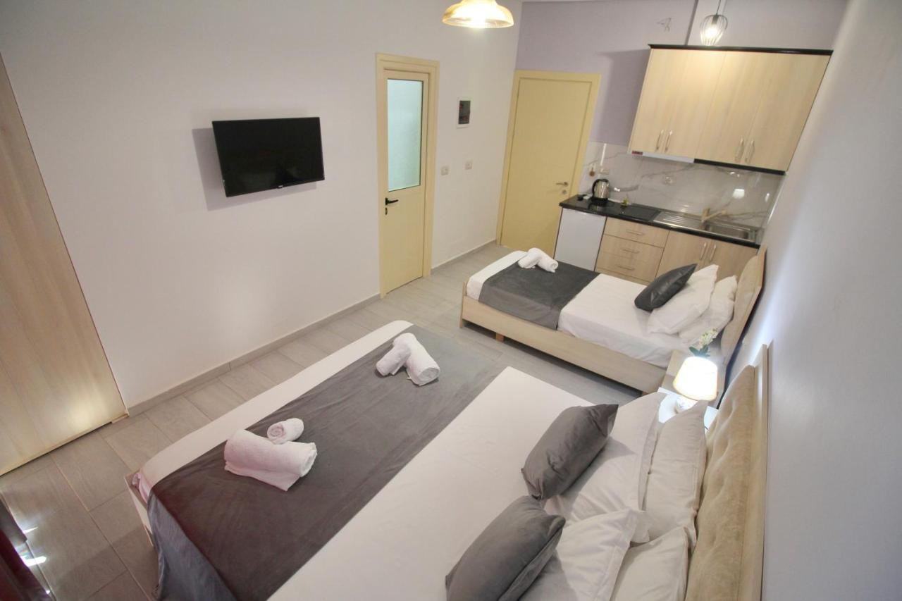 Vision 4 Ksamil Villa Apartments And Rooms Exterior photo